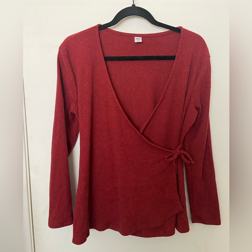 Old Navy wrap style shirt